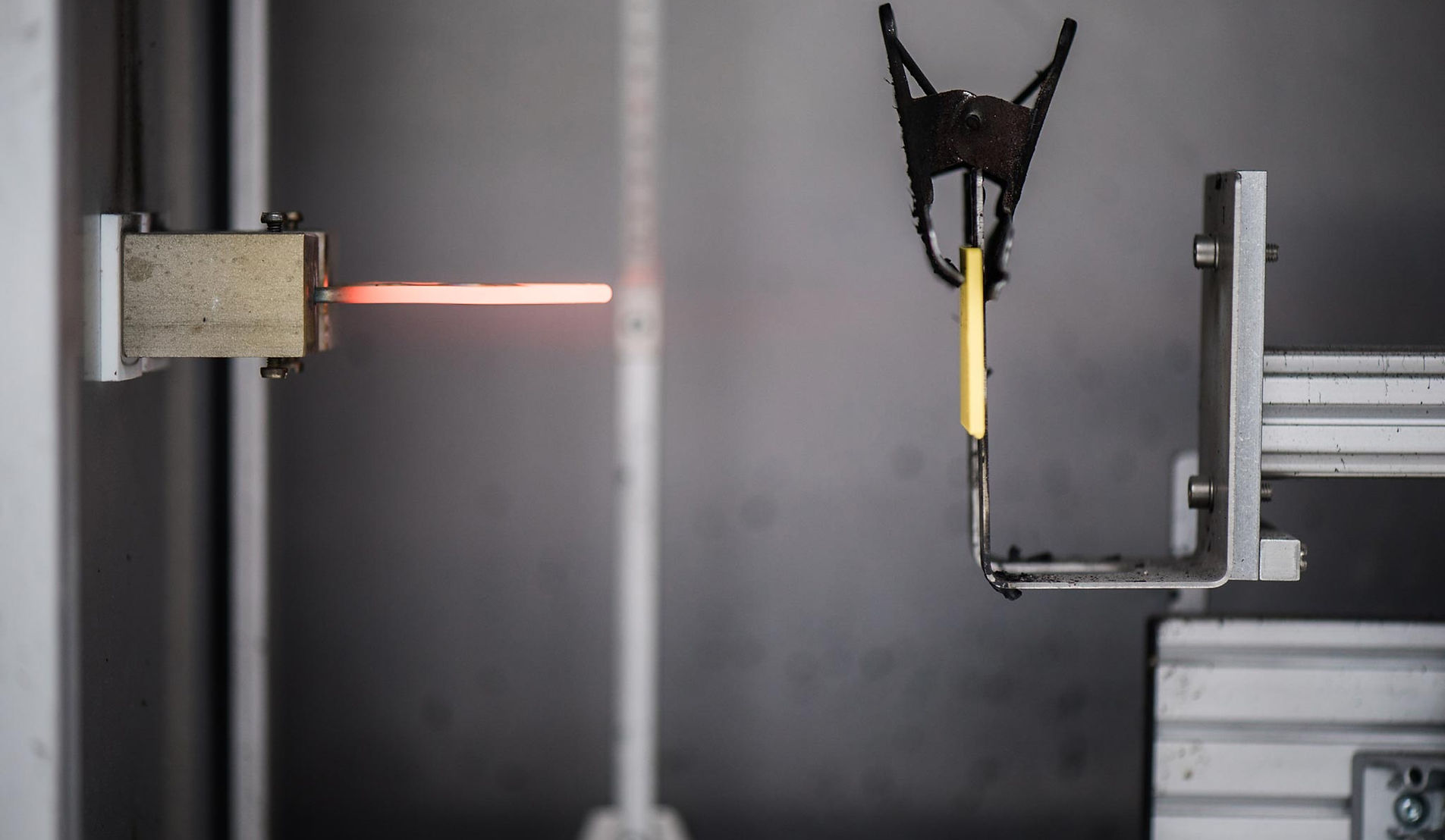 Testutrustning i Polykemis laboratorium